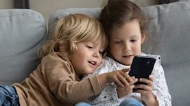 ילדים מכורים למסך, צילום: shutterstock