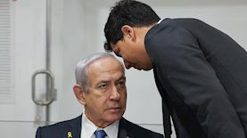 עו"ד עמית חדד ורה"מ בנימין נתניהו, היום בבית המשפט, צילום: מרים אלסטר/פלאש90