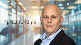 אופיר שרון, צילום: רמי חכם, shutterstock