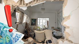 נזקים מנפילת טיל בבת ים, צילום: פלאש 90/ חיים גולדברג