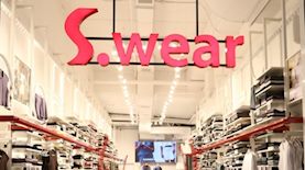 SWEAR קניון עופר רמת אביב, צילום: ניר פקין