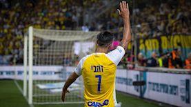 ערן זהבי במדיה של מכבי תל אביב, צילום: Oren Ben Hakoon/Flash90
