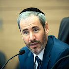 ח"כ יוסף טייב,  יו"ר ועדת החינוך התרבות והספורט של הכנסת, צילום: פלאש 90/ יונתן זינדל