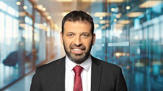 רביב דרוקר, צילום: ויקיפדיה/ רן יחזקאל, shutterstock