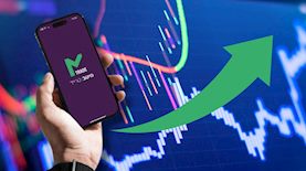 אפליקציית M-TRADE - מיטב דש, צילום: shutterstock