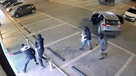 השודדים, צילום: מסך, טוויטר @SimiSpolter