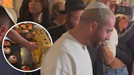 עומר אדם מדליק נר ראשון, צילום: אינסטגרם @sharon_adam1