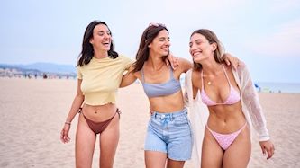 נשים בים, צילום: shutterstock