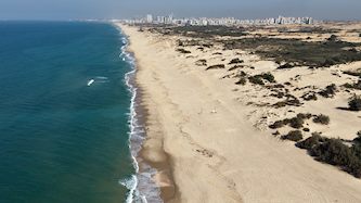 חוף ניצנים, צילום: פלאש 90/ דני מרון