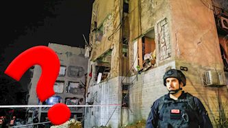 זירת נפילת הטיל בערד, צילום: צפריר אביוב, פלאש 90