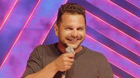 מיקי גבע, צילום: מסך מתוך עמוד היוטיוב Miki Geva