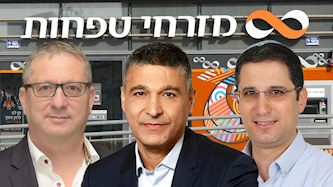 אבי בדלוב, משה לארי, דרור פלדמן, צילום: מזרחי טפחות, ויקיפדיה