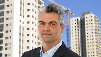 גלעד אורן, צילום: מגדלור מדיה, shutterstock