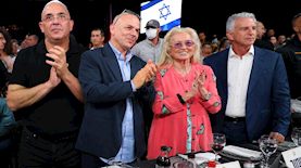 אירוע הכנסת 18 ספרי תורה, צילום: יחצ