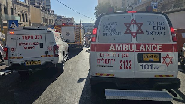 זירה מרפסת קרסה בירושלים