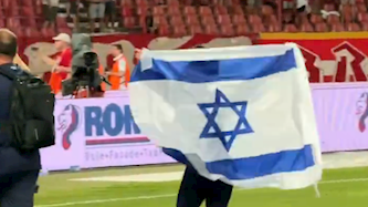רופאה חוגגת ניצחון, צילום: צילום מסך מתוך עמוד הטוויטר  Mozzart Sport