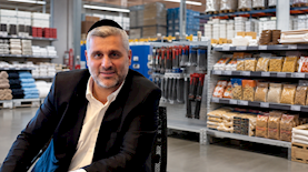 רונן גנון, צילום: גנון גרופ ועיבוד AI