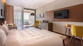 מלון RADISSON BLU LARNACA, צילום: מלון RADISSON BLU LARNACA