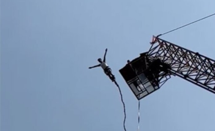 Horror on vacation in Thailand: the bungee cord broke while jumping.  Watch the crazy documentary