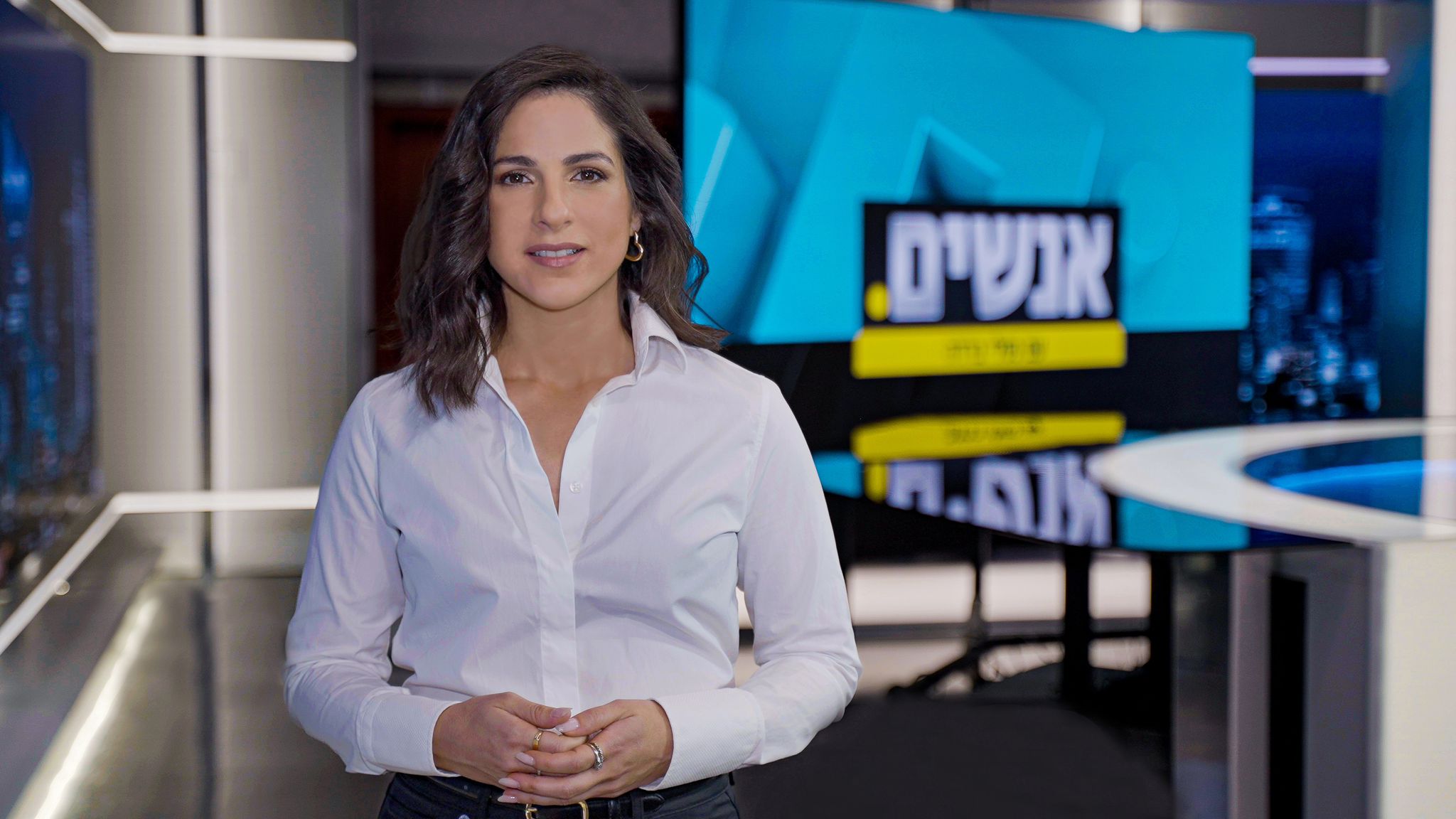 חיים אתגר נפרד מהתכנית שלו בקשת 12: זו המגישה החדשה - אייס